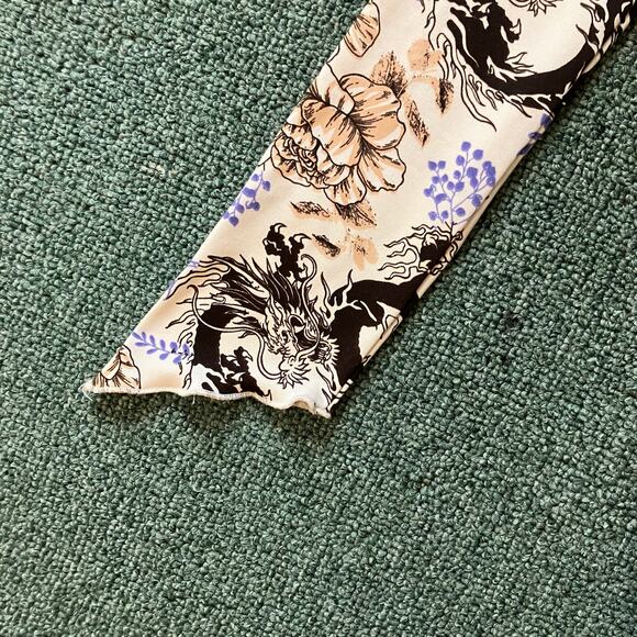 Floral dragon print crop top with handkerchief hems long sleeves bohemian y2k - Picture 5 of 6